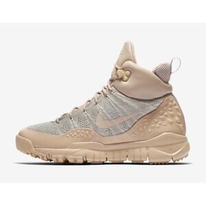 Size 7 - Nike Lupinek Flyknit Sequoia Women